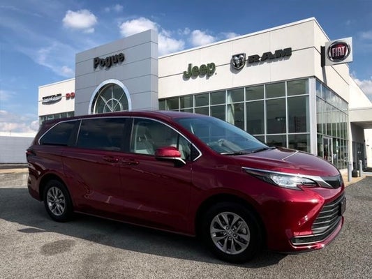 2023 Toyota Sienna LE in Greenville, KY - D&P Auto Sales