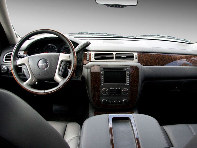 2009 GMC Yukon XL 2WD 4dr 1500