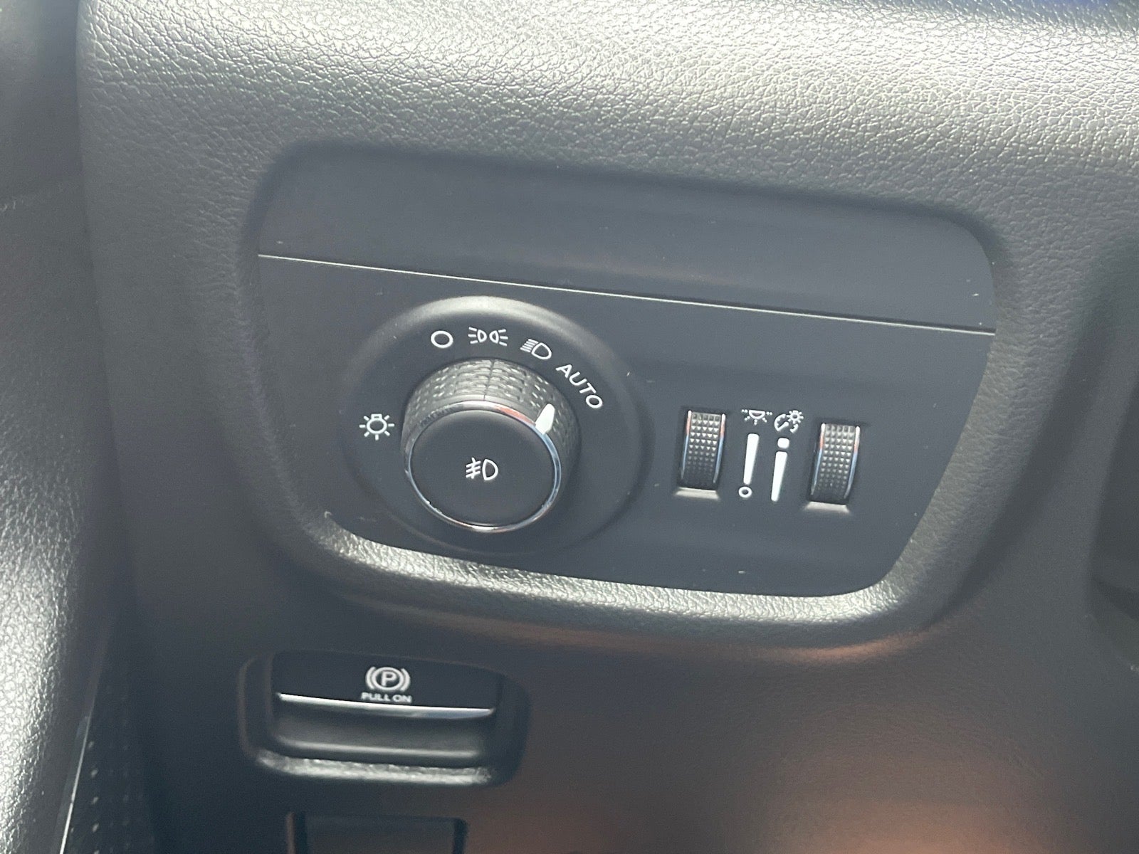 2025 Jeep Grand Cherokee Summit 4x4