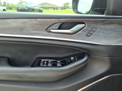 2023 Jeep Grand Cherokee L Overland 4x4