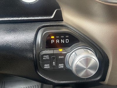 2019 RAM 1500 Laramie Crew Cab 4x4 5'7' Box