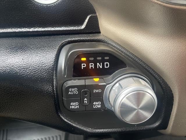 2019 RAM 1500 Laramie Crew Cab 4x4 5'7' Box