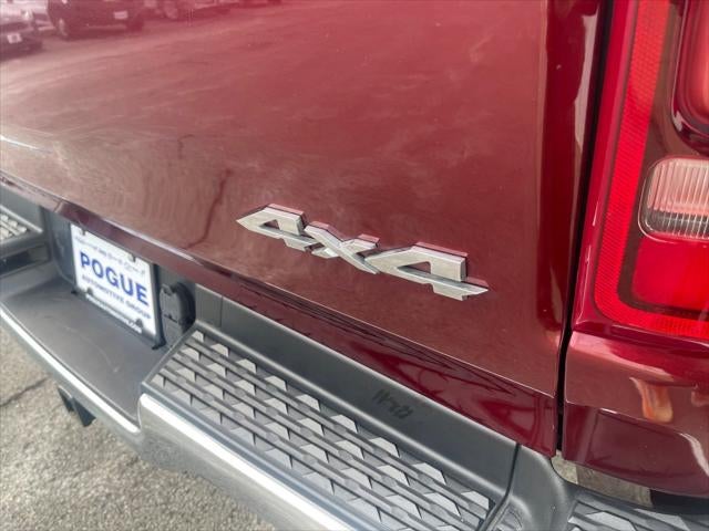 2019 RAM 1500 Laramie Crew Cab 4x4 5'7' Box