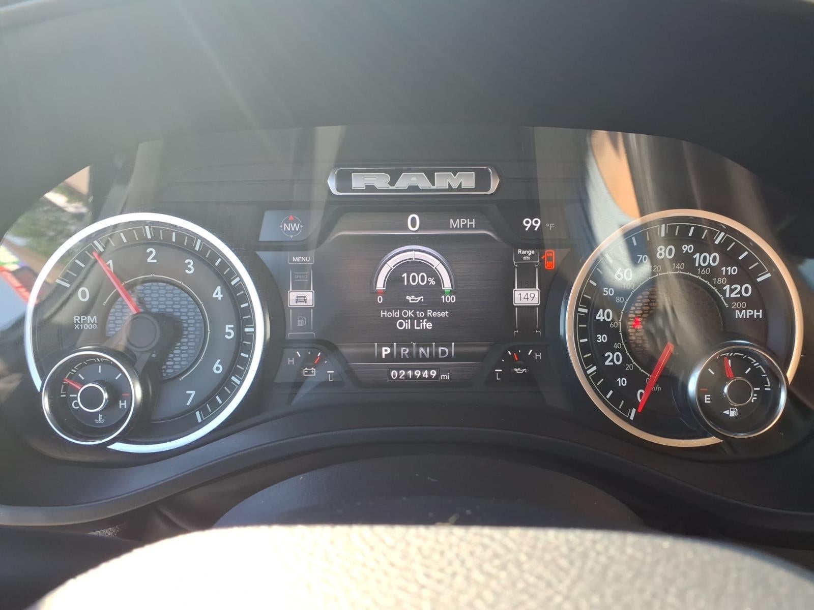 2024 RAM 1500 Laramie Crew Cab 4x4 5'7' Box