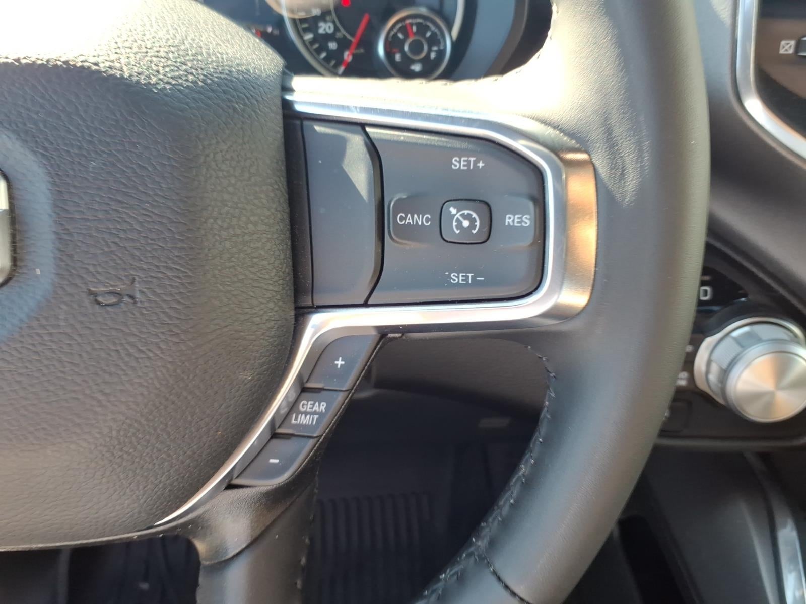 2024 RAM 1500 Laramie Crew Cab 4x4 5'7' Box