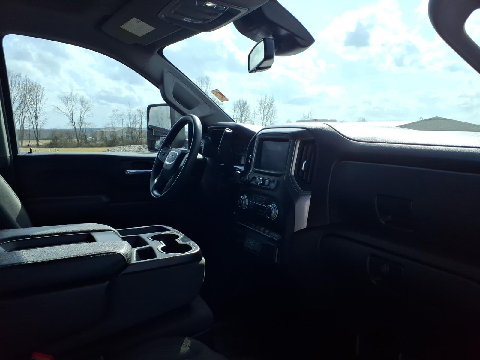 2024 GMC Sierra 2500HD 4WD Crew Cab Standard Bed Pro