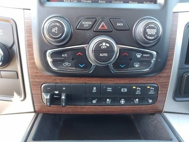 2018 RAM 3500 Laramie Crew Cab 4x4 6'4' Box