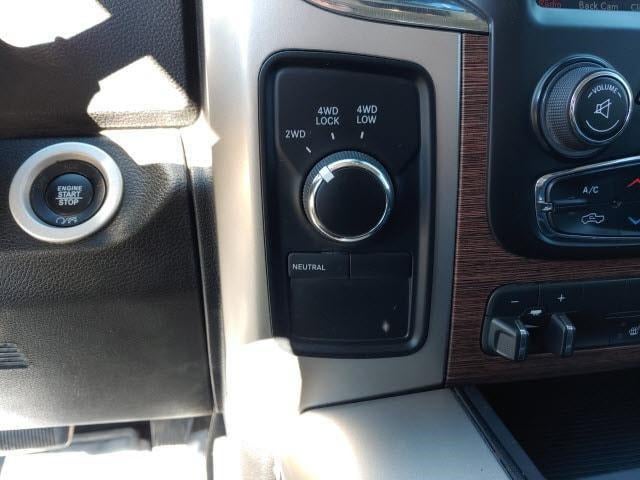 2018 RAM 3500 Laramie Crew Cab 4x4 6'4' Box