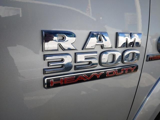2018 RAM 3500 Laramie Crew Cab 4x4 6'4' Box