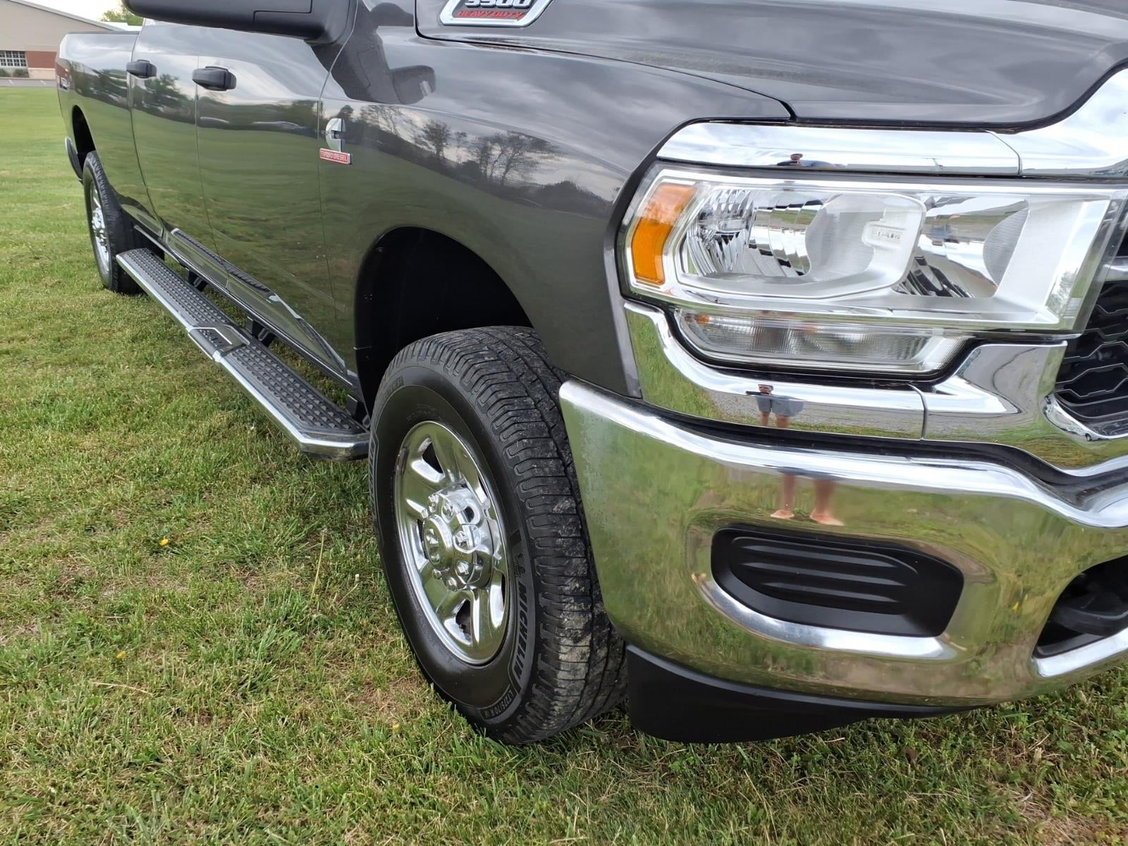 2023 RAM 3500 Tradesman Crew Cab 4x4 8' Box