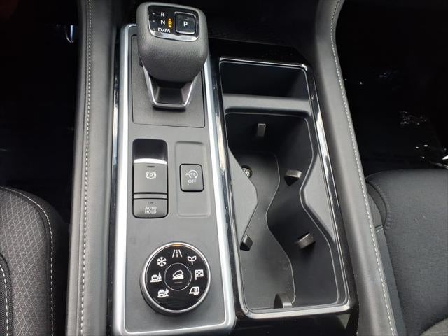 2025 Nissan Pathfinder SV 4WD