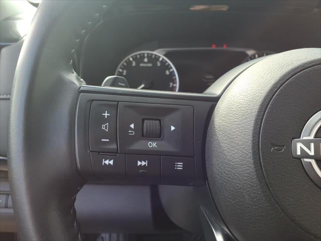 2025 Nissan Pathfinder SV 4WD