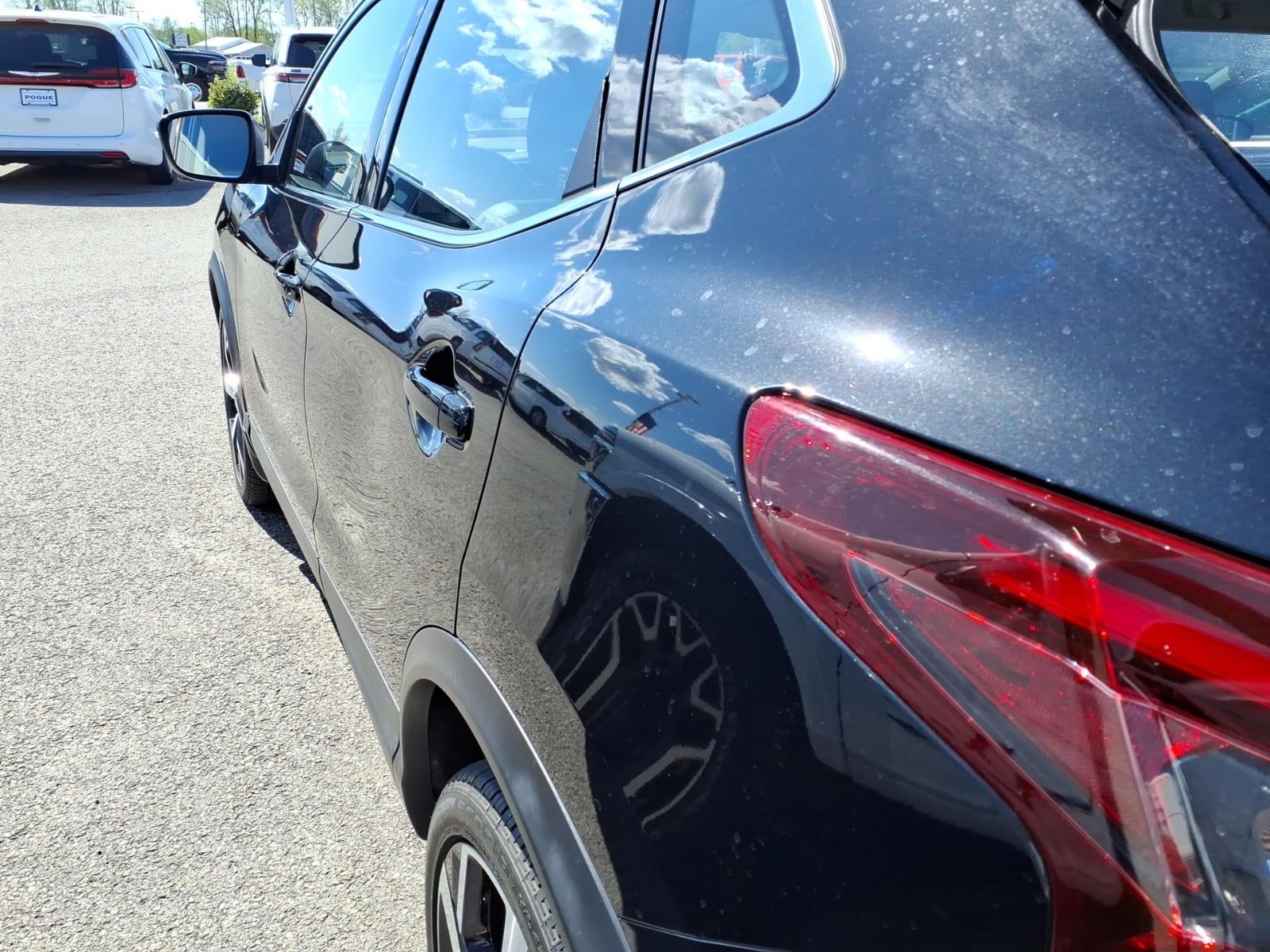2022 Nissan Rogue Sport SL AWD Xtronic CVT