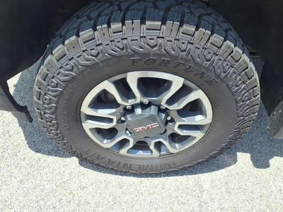 2024 GMC Sierra 2500 HD Pro