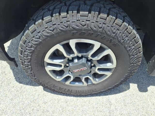 2024 GMC Sierra 2500 HD Pro