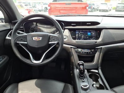 2024 Cadillac XT6 Luxury