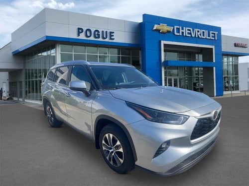 2024 Toyota Highlander LE
