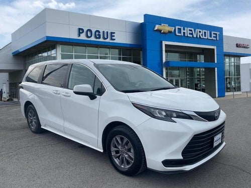 2024 Toyota Sienna LE