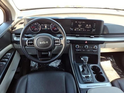 2024 Kia Carnival LX